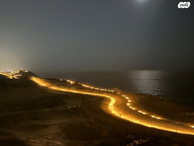 גג/ פנטהאוז