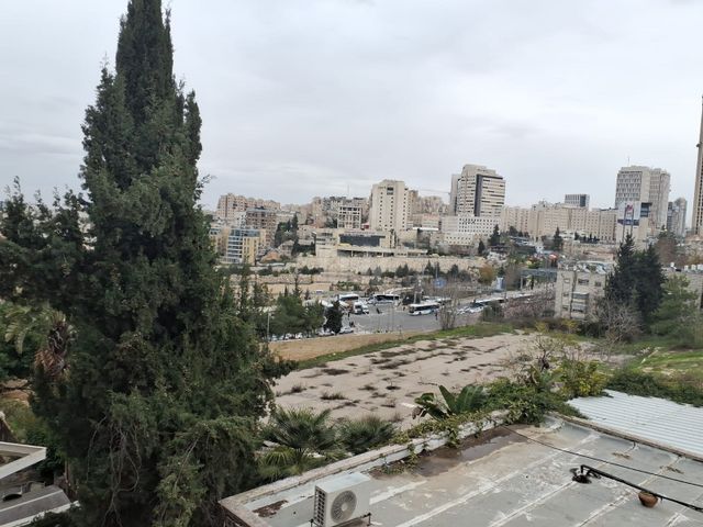 דירה למכירה בירושלים (תיווך) — 3