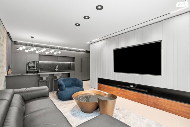 דירת גן, מורשת, מודיעין מכבים רעות