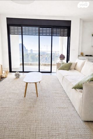 דירה, בני ברית 17, רמתיים, הוד השרון