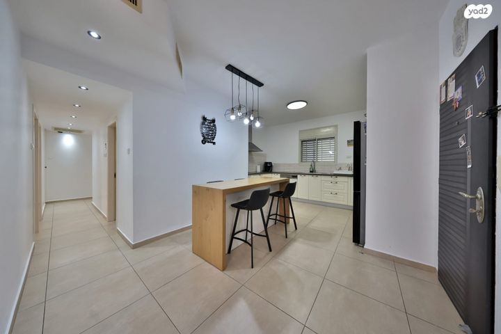 דירה, הגדוד העברי, קרית חיים מזרחית, חיפה