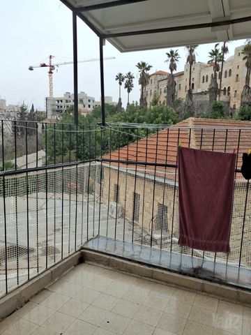 דירה למכירה בירושלים (תיווך) — 4