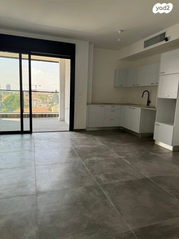 דירה, בני ברית 17, רמתיים, הוד השרון