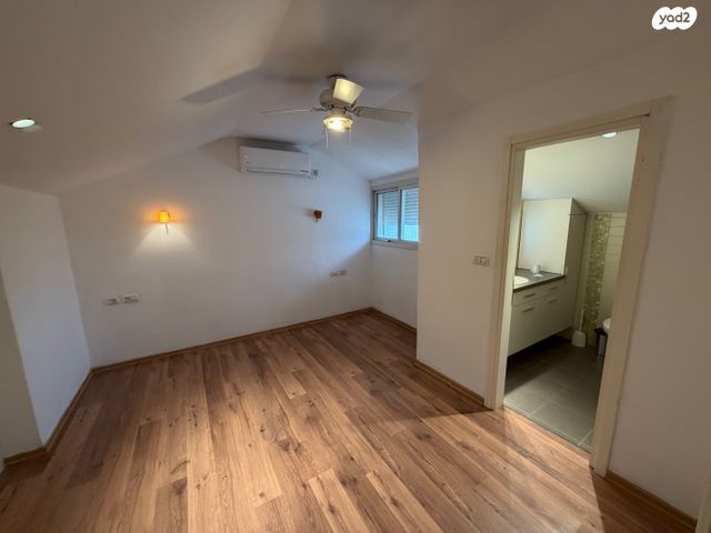 דופלקס, הכלנית, 2004, רעננה