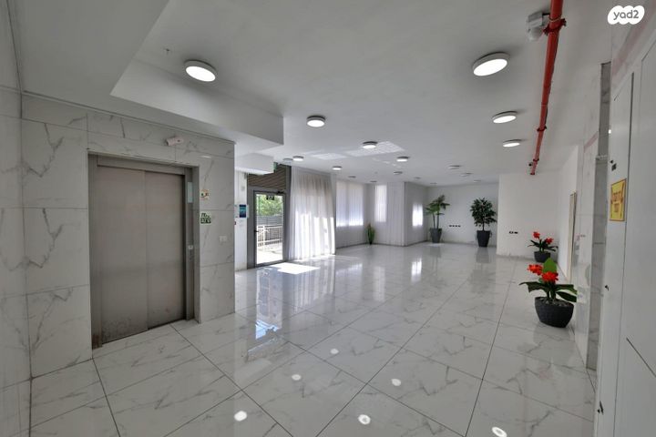 דירה, העצמאות, אברמסקי, קרית אתא