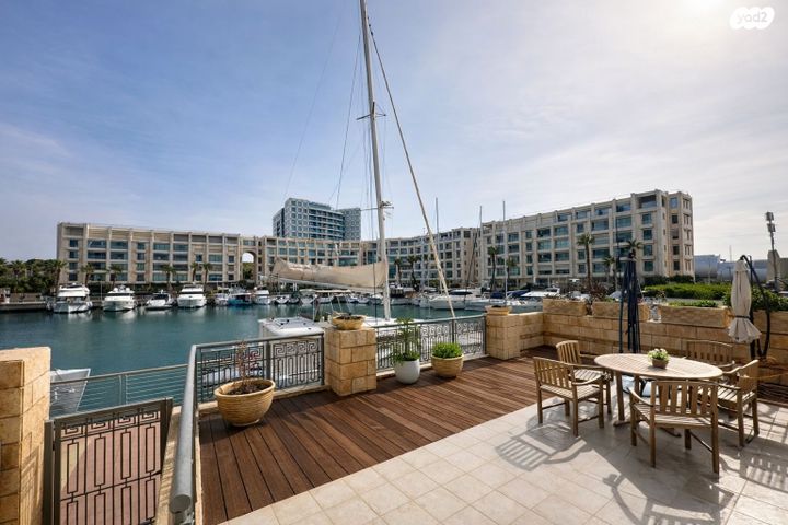 דירת גן, העוגן, מרינה, הרצליה