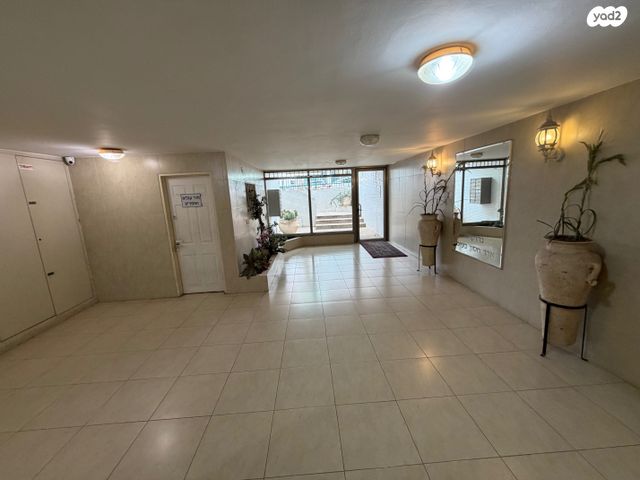 דופלקס, הכלנית, 2004, רעננה