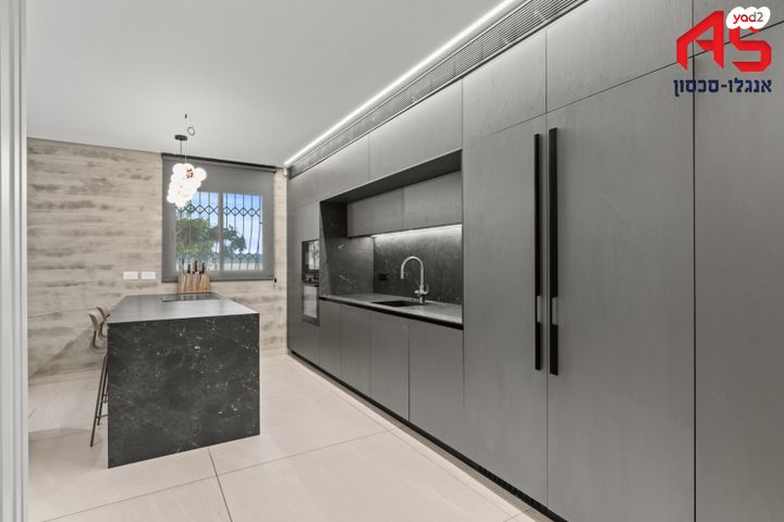 דירת גן, מורשת, מודיעין מכבים רעות