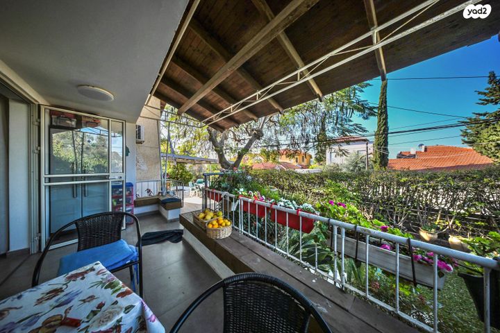 דו משפחתי, גורדון 9, מרכז מזרחי, נס ציונה