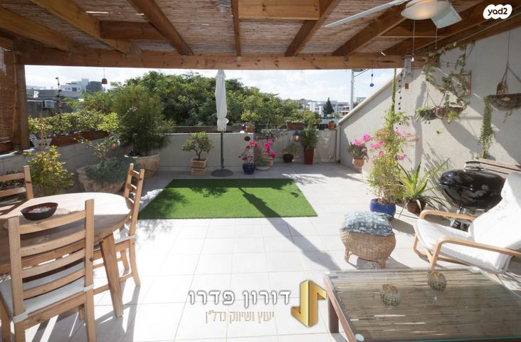 גג/ פנטהאוז, העלייה השנייה, הרצליה הירוקה, נווה עובד, הרצליה