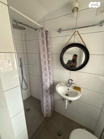 סטודיו/ לופט, ששת הימים, אריאל