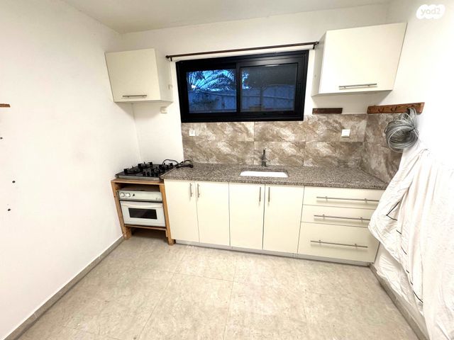 דירת גן, שדרות חכמי ישראל 100, שפירא, תל אביב יפו