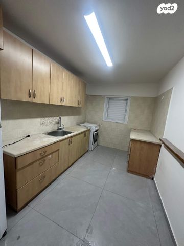 דירה, מוריה, שכונה א', באר שבע