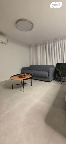 דירת גן, שיכון עובדים, טבריה