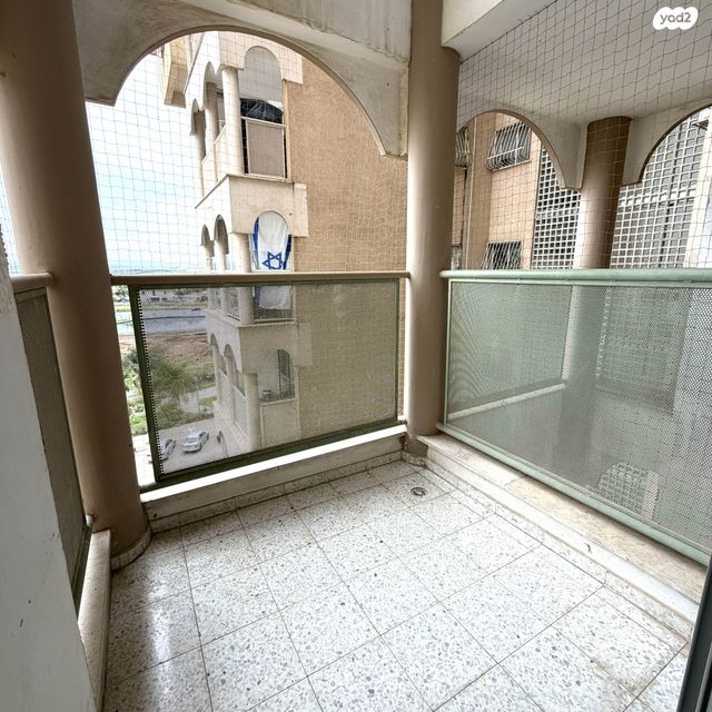 דירה, דקר, גני יער, לוד