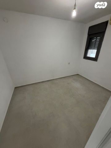 דירה, צה"ל, בר יהודה, פתח תקווה