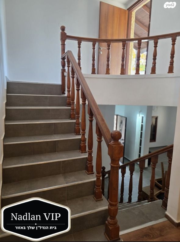 דו משפחתי, אחד העם, אזור