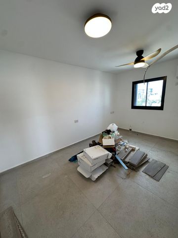 גג/ פנטהאוז, סומקן 10, יפו ד', גבעת התמרים, תל אביב יפו