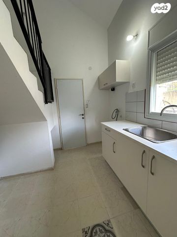 בית פרטי/ קוטג', יערה 6, גן נר