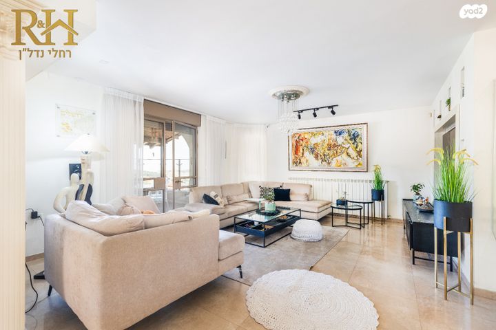 בית פרטי/ קוטג', עלמון, קרית יערים, גבעת זאב