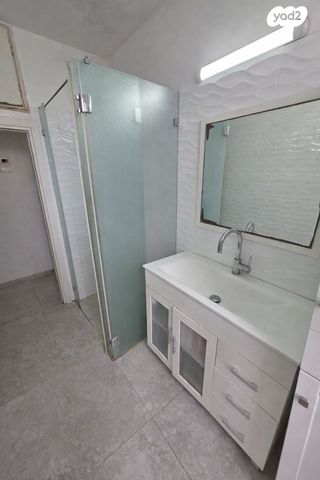 דירה, הרצל 24, הגבול רוטשילד, בת ים