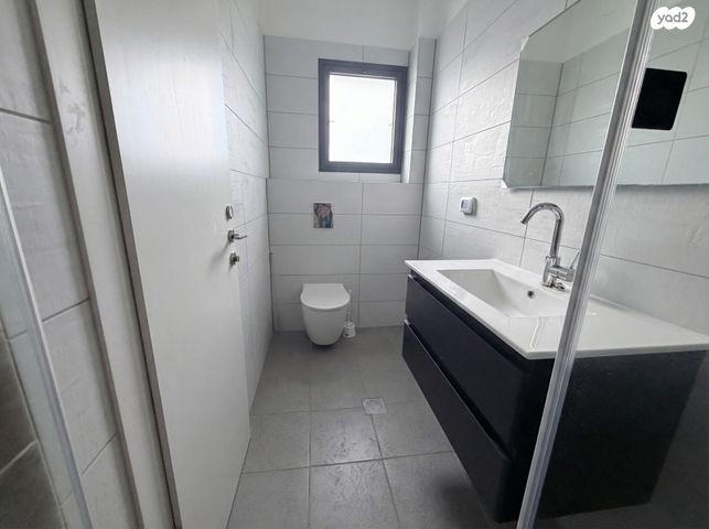 דירה, מרכז פרדס חנה, פרדס חנה כרכור