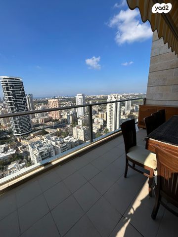 שדרת התמרים 9