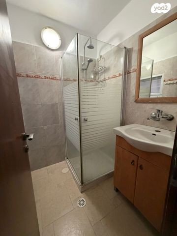 דירה, צביה לובטקין 14, נווה אליעזר וכפר שלם מזרח, תל אביב יפו