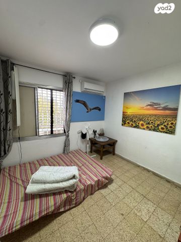 דירה, חטיבת קרייתי 5, גיורא, רמלה