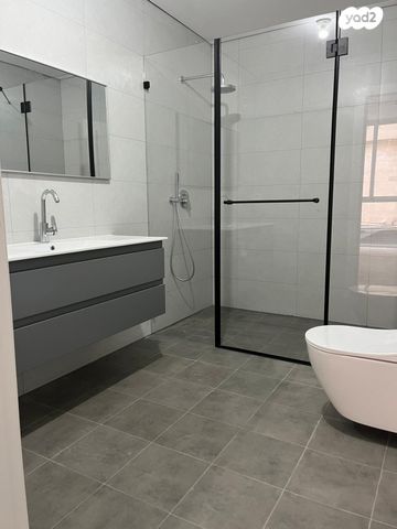 דירה, הניצנים, מרכז, הרצליה