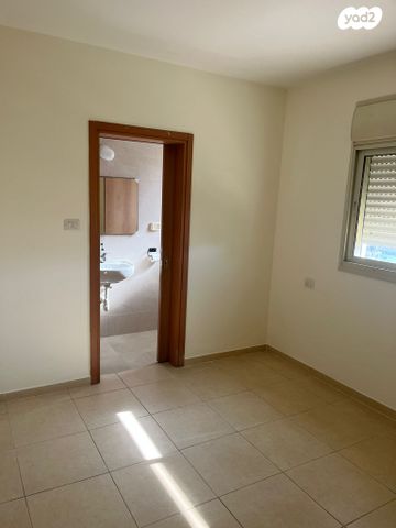 דירה, וייצמן, עיר, מרכז העיר, נהריה