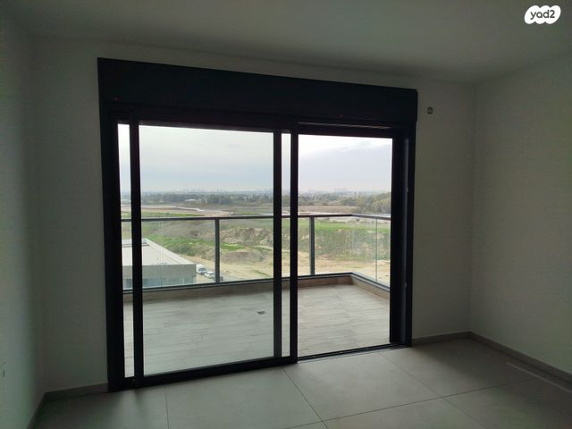 דירה, יפה ירקוני, אור יהודה