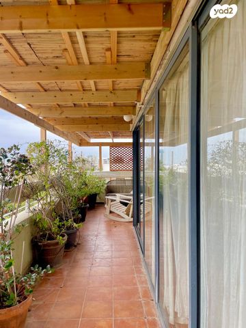 דירה, בר אילן, תל אביב יפו