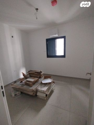 דירה, יפה ירקוני, אור יהודה