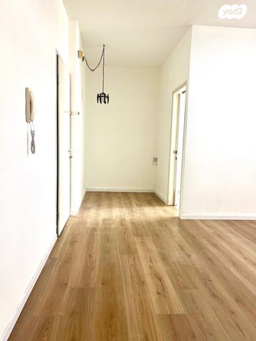 דירה, שדרות חיים וייצמן, צפון מערב מרכז העיר, נתניה