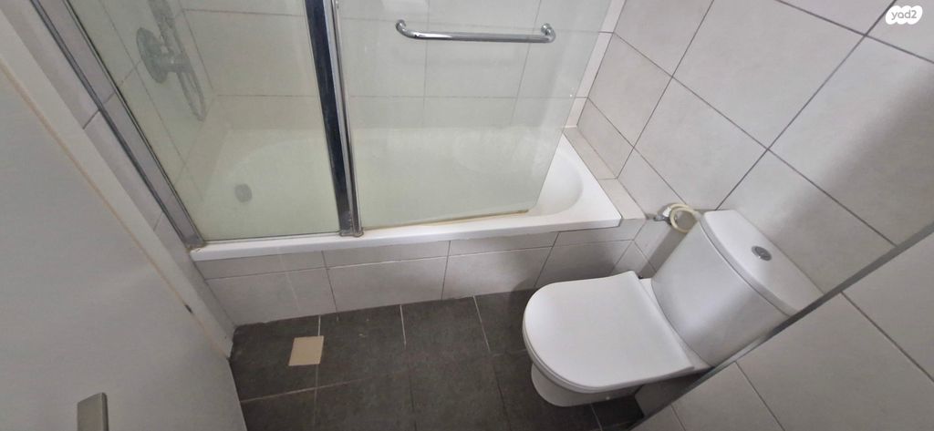 דירה, עזר וייצמן, מתחם 1200, הוד השרון