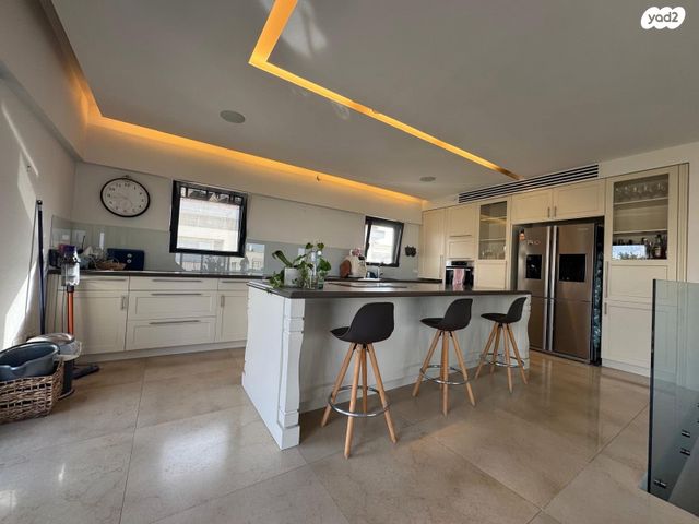 גג/ פנטהאוז, מרגוע, עג'מי, גבעת העליה, תל אביב יפו