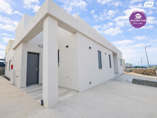 בית פרטי/ קוטג', יהודיה, רובע 11, קצרין