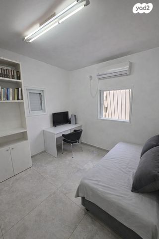 דירה, הרצל 24, הגבול רוטשילד, בת ים