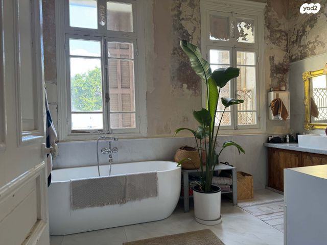 דירה, רב האי גאון 7, צפון יפו, המושבה האמריקאית-גרמנית, תל אביב יפו