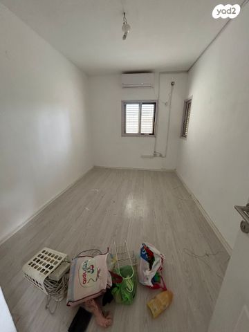 בית פרטי/ קוטג', אורי ניסן, שכונת הלל, רמת גן