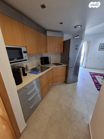 דירה, השונית, מרינה, הרצליה