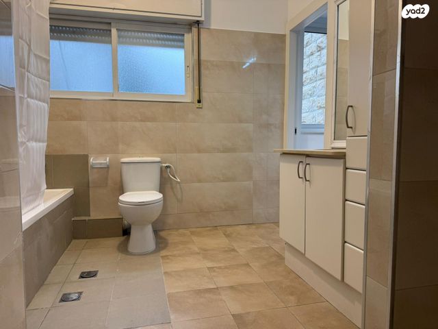 דירה, זאב ז'בוטינסקי, טלביה, קוממיות, ירושלים