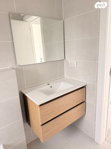 דירה, יהושע בן נון 30, תל אביב יפו