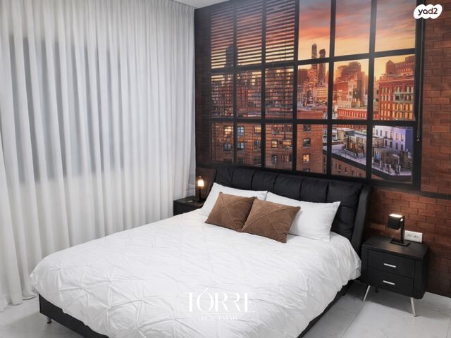 דירה, דרך מנחם בגין 158, מונטיפיורי, הרכבת, תל אביב יפו