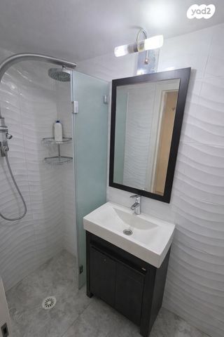 דירה, הרצל 24, הגבול רוטשילד, בת ים