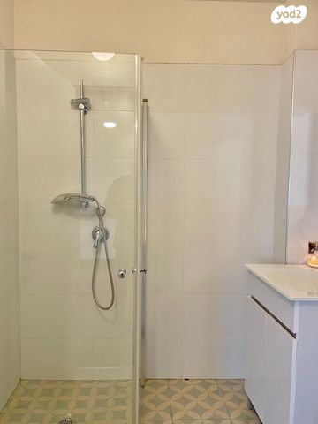 דירה, בר אילן, תל אביב יפו