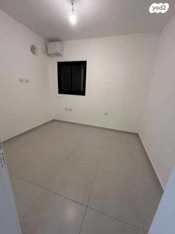 דירה, רועי קליין 7, קרית קריניצי, רמת גן