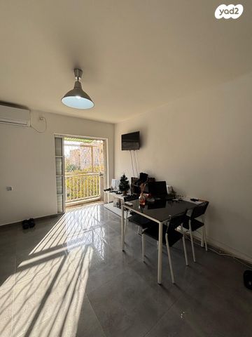 דירה, מבצע עובדה 52, שכונה ו', באר שבע