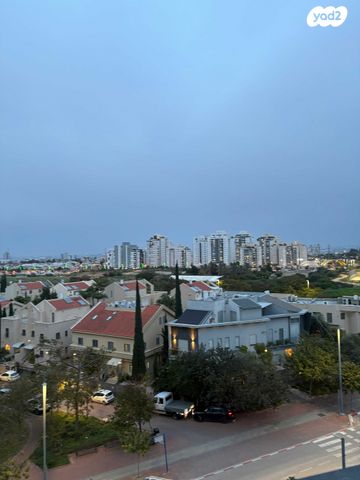 דירה, יצחק שמיר, רמת הדר, גבעת שמואל